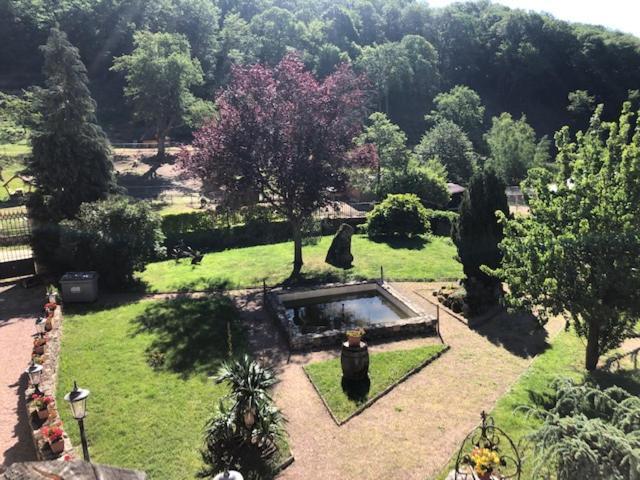 Domaine Du Bas De Chene Saint-Sernin-du-Bois Exterior foto